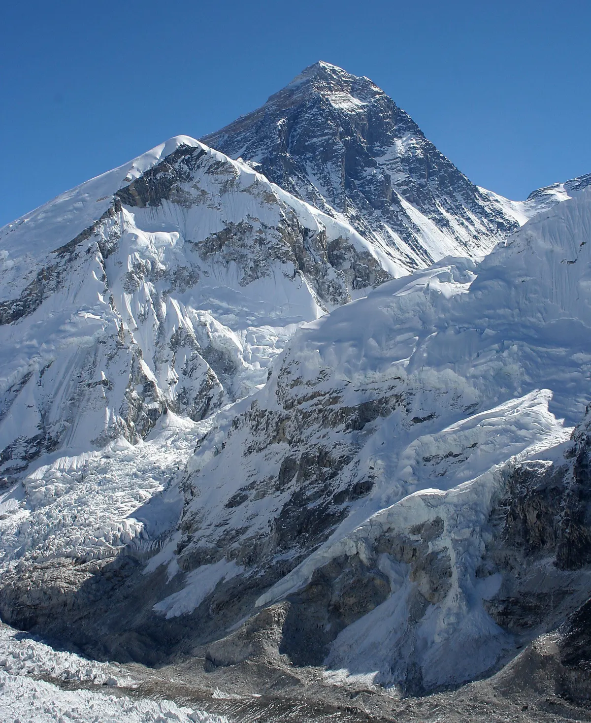 Mount Everest seen from Kala Patthar, its summit standing above the Khumbu glacier
